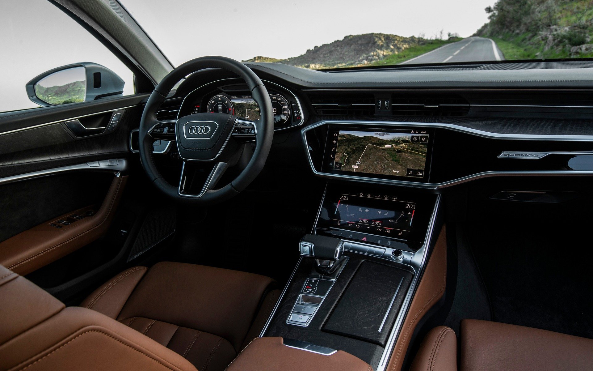 ۱۰ خودرو با بزرگترین نمایشگر