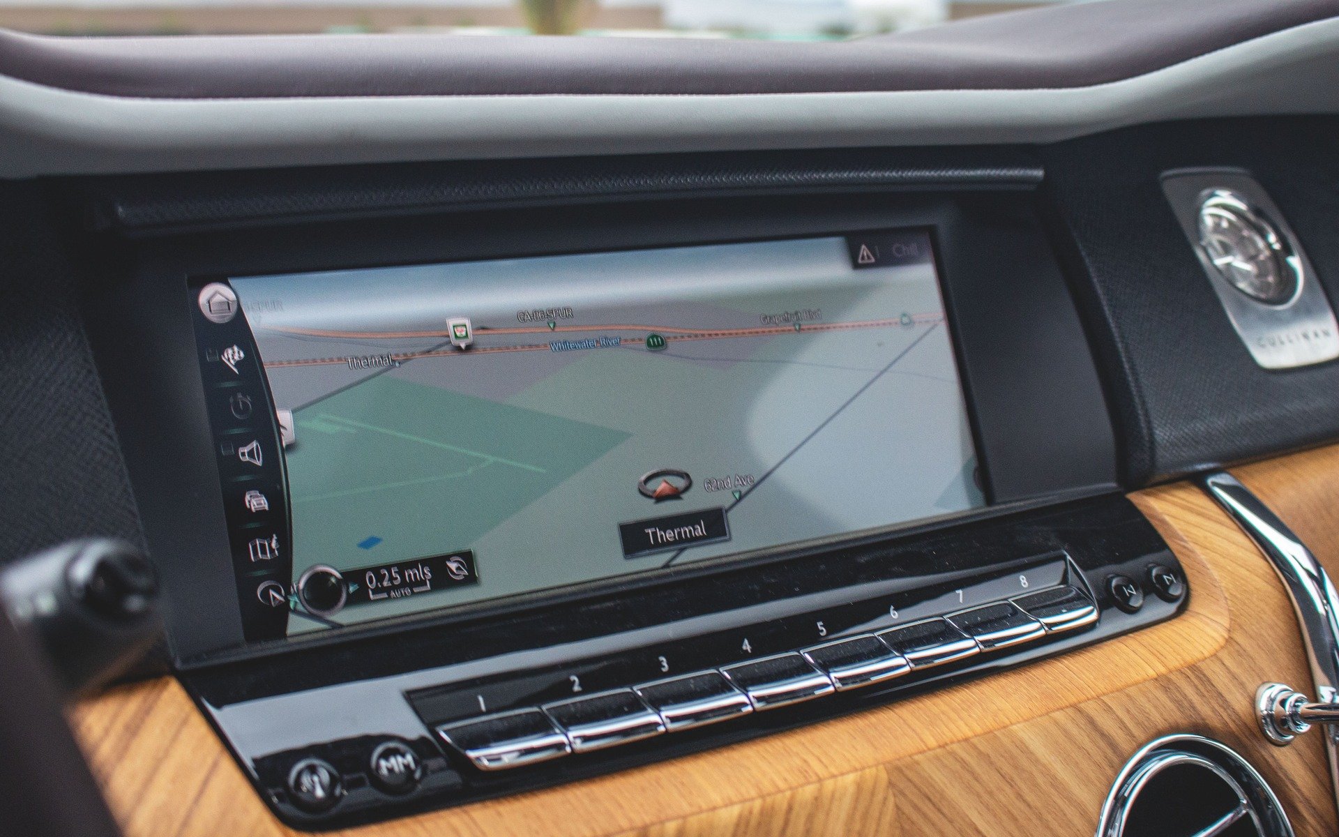 ۱۰ خودرو با بزرگترین نمایشگر