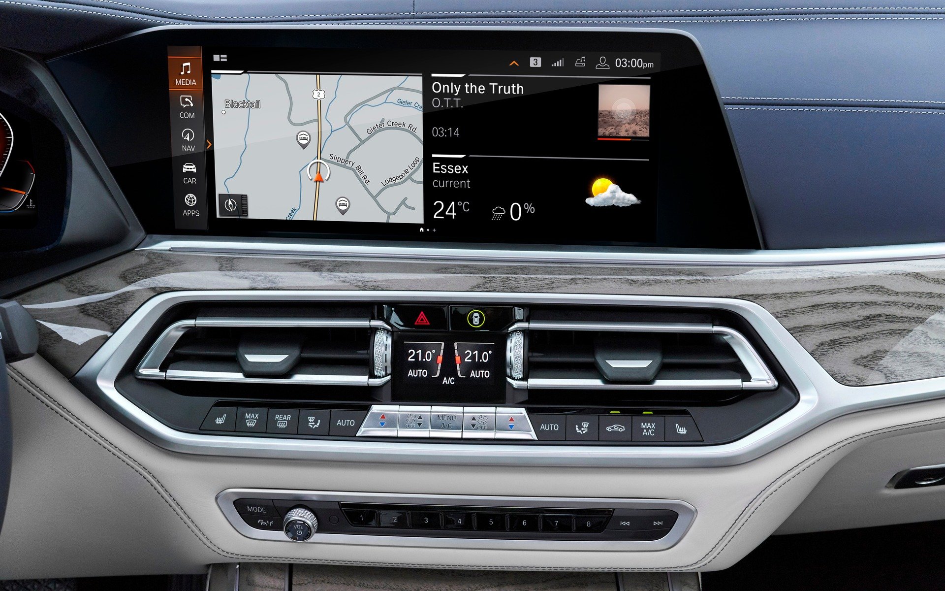 ۱۰ خودرو با بزرگترین نمایشگر