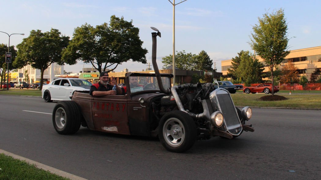 خودرو شاسی بلند