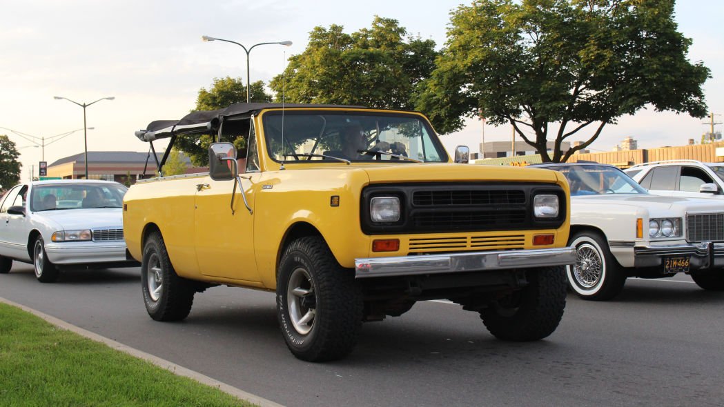 خودرو شاسی بلند