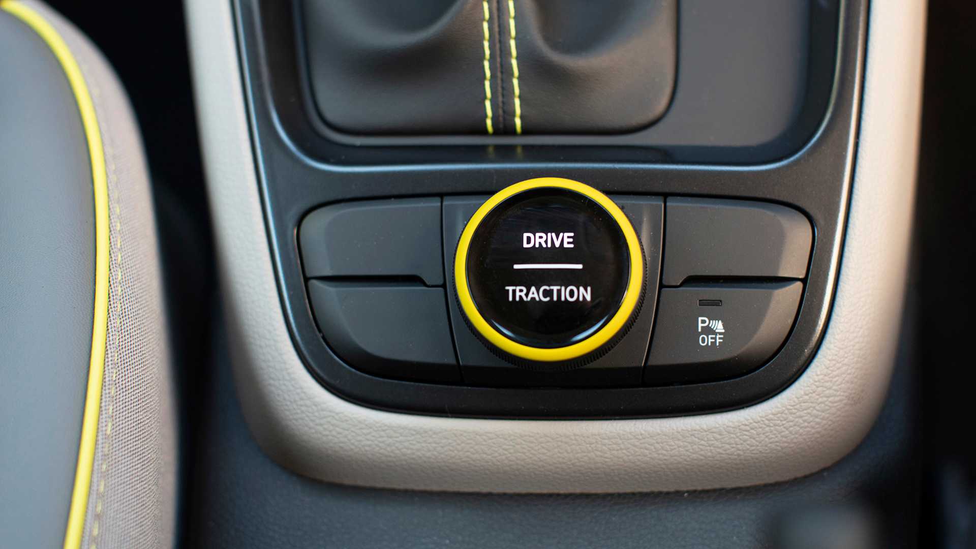 بررسی خودرو هیوندای Venue