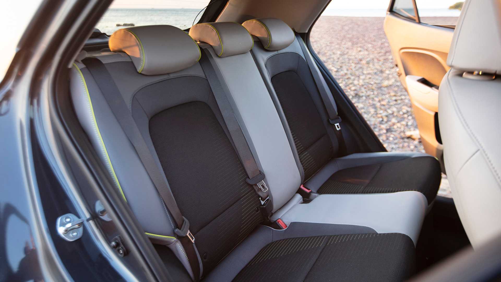 بررسی خودرو هیوندای Venue