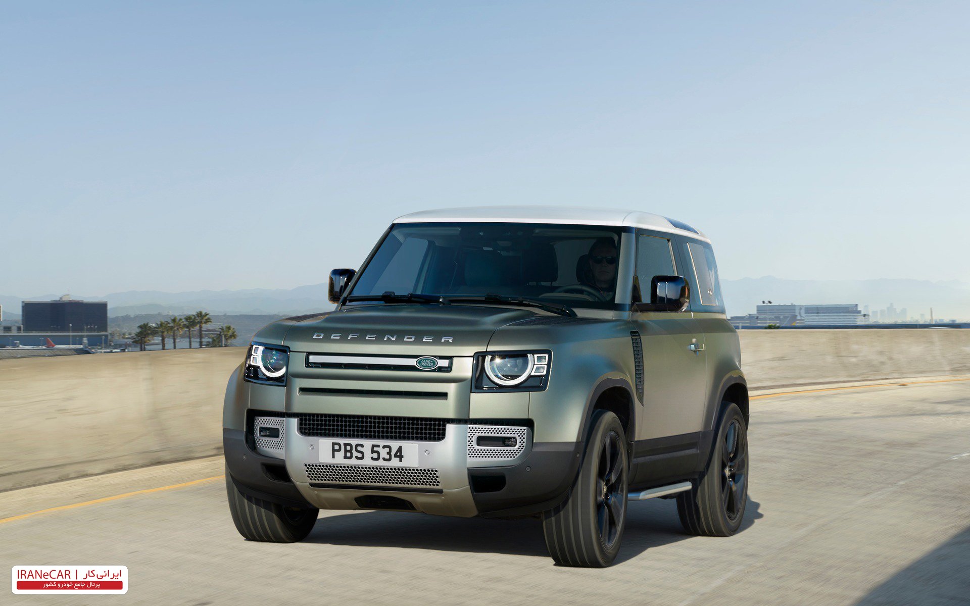 لندروور دیفندر