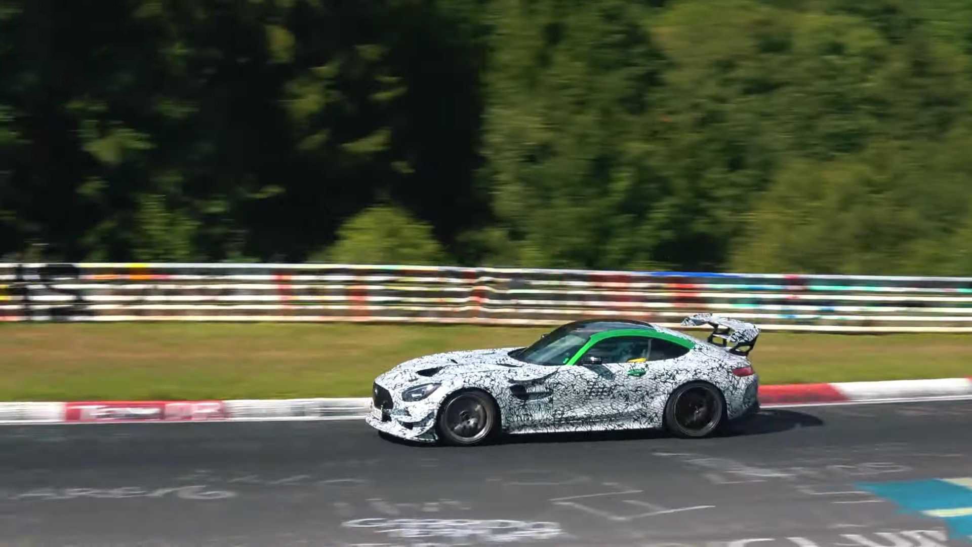 تصاویر جاسوسی از خودرو جدید مرسدس بنز GT R سری بلک + ویدئو