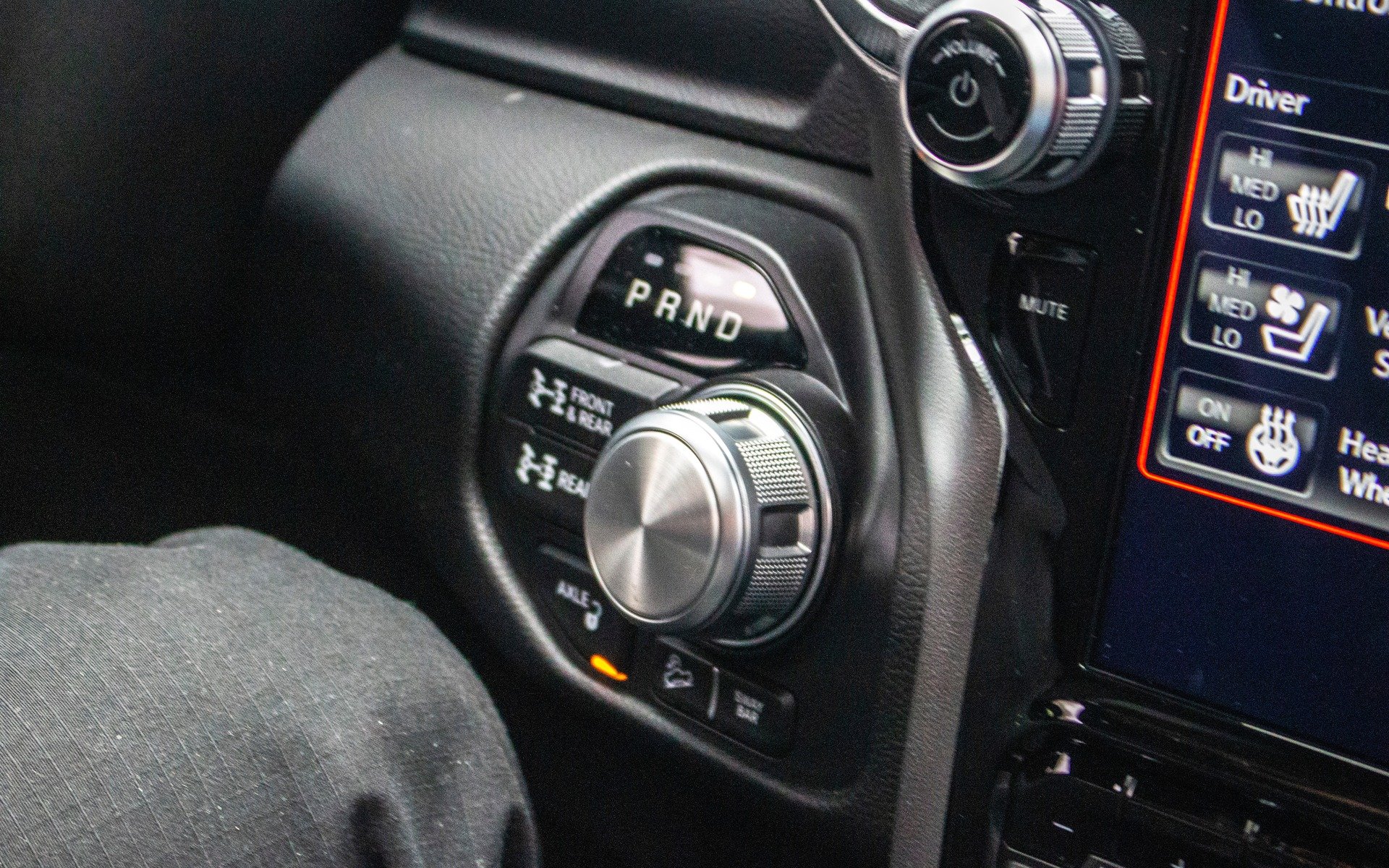 تست خودرو دوج رام پاور واگن 2020