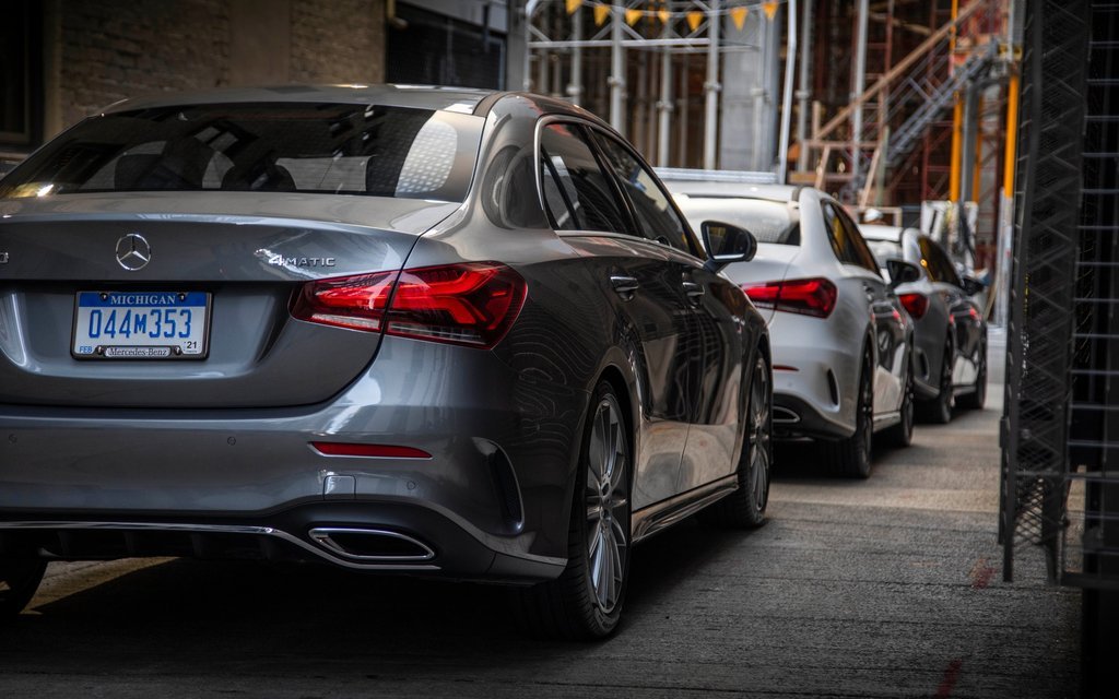 مرسدس بنز A220 ، خودرو لوکس کوچک