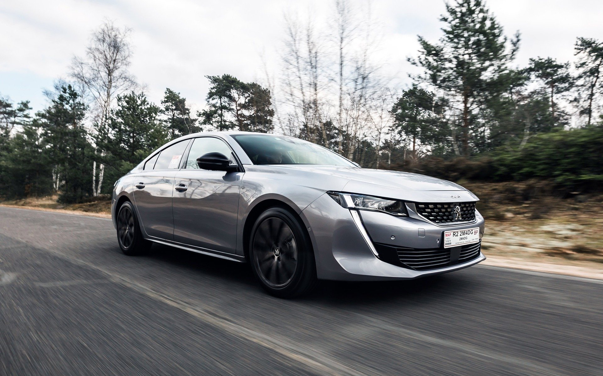 10 خودرو سواری که در آمریکا نیست!