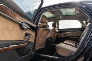 10 خودرو برتر از لحاظ طراحی داخل کابین