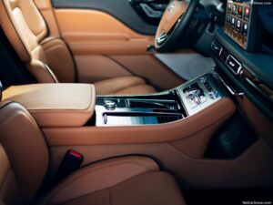 10 خودرو برتر از لحاظ طراحی داخل کابین