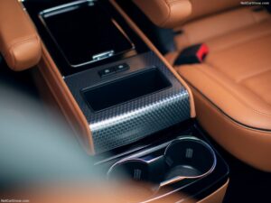 10 خودرو برتر از لحاظ طراحی داخل کابین