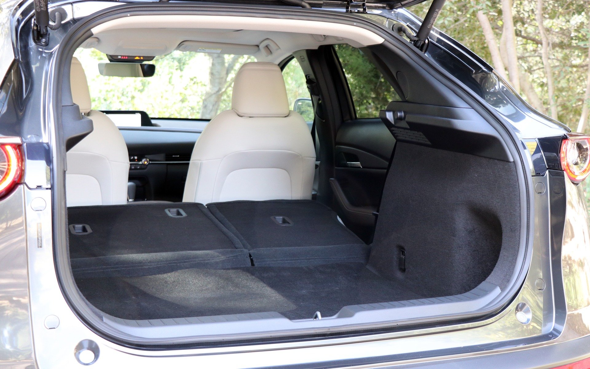 تست خودرو مزدا CX-30