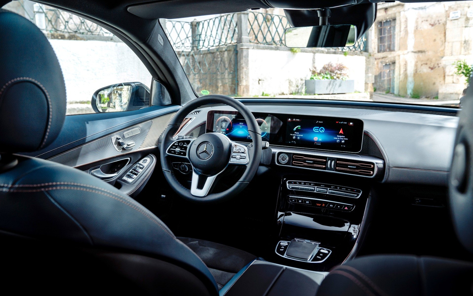 تاخیر در عرضه مرسدس بنز EQC