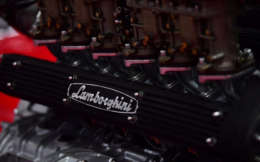 زیباترین خودرو ها در نمایشگاه خودرو های قدیمی فرانسه