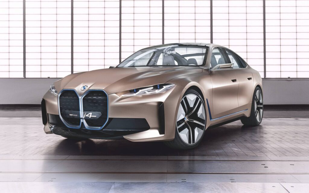 رونمایی از خودرو BMW i4