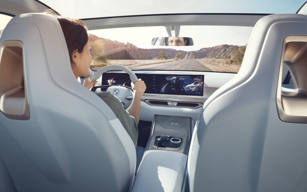 رونمایی از خودرو BMW i4