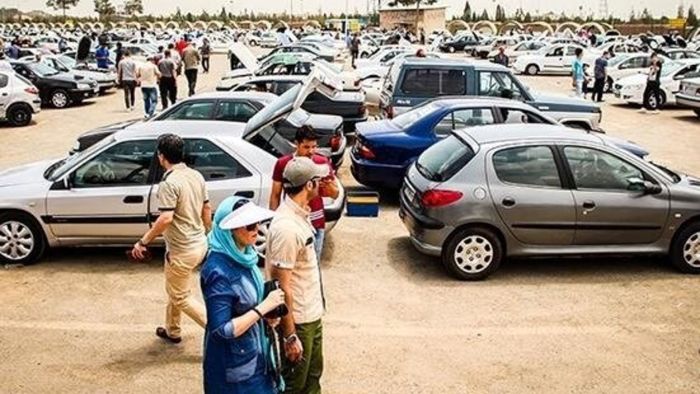 نمایش قیمت خودرو