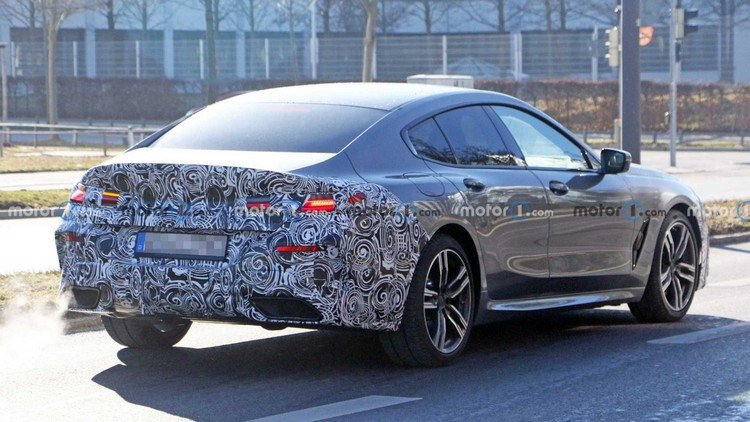 بی ام و سری 8 گرن کوپه