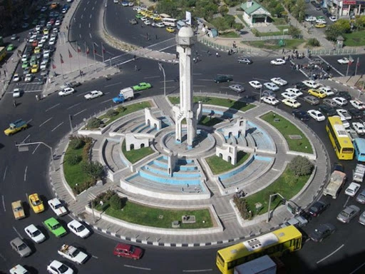 حق تقدم در میدان