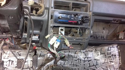 تعویض رادیاتور بخاری پراید