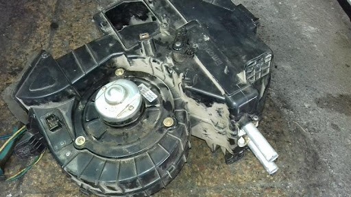 تعویض رادیاتور بخاری پراید