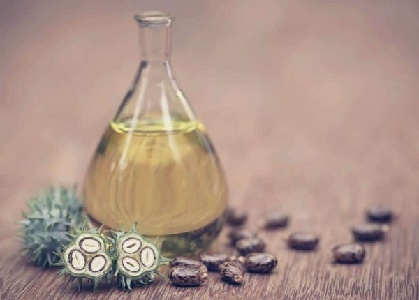 براق کردن تایر خودرو با روغن