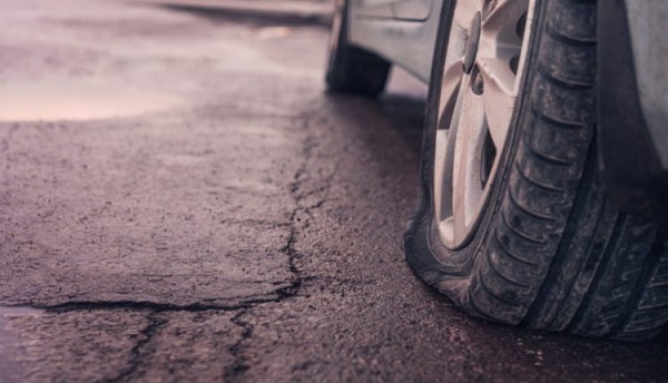 آسیب های حرکت با لاستیک پنچر