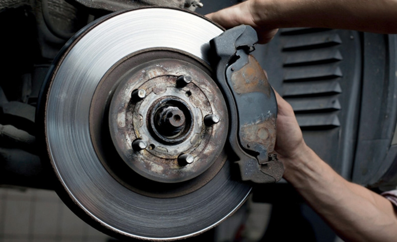 سوت کشیدن لنت ترمز