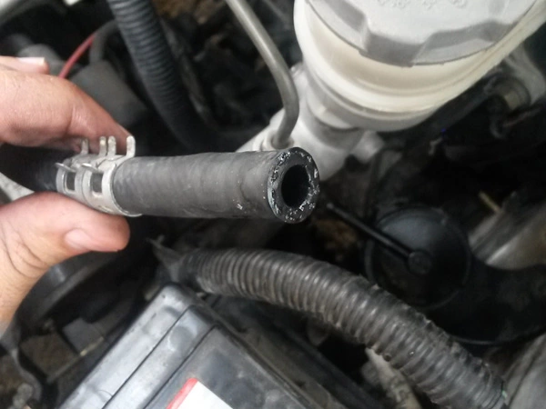 حباب گیر خودرو