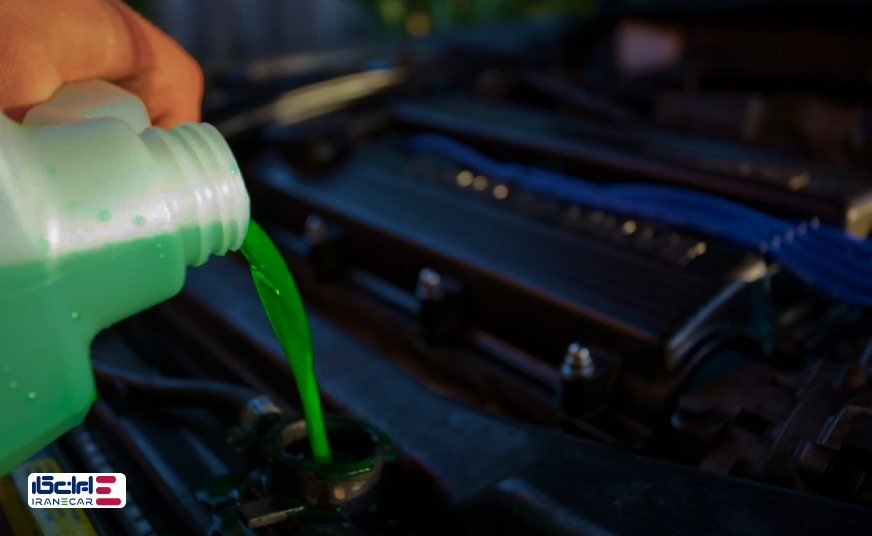 کف کردن آب رادیاتور ماشین